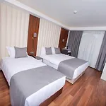 Shining Star Hotel