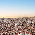 Charming Flat With City View In Atasehir