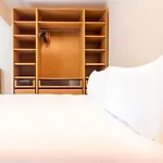 Flat With Garden Close To Coast In Uskudar