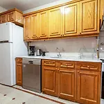 Gorgeous Flat With Lovely Balcony In Nisantasi