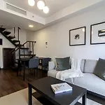 Sleek Residence Flat With Great Location In Sisli