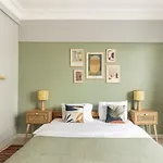 Bohemian Flat In Nisantasi With Central Location