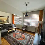 Comfortable Flat In The Heart Of Taksim