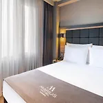 Marius Hotel