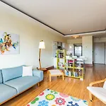 Vibrant Residance Flat With City View In Umraniye