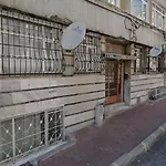 Historya Avm Yani Apartment With Garden In The Center Of Istanbul