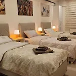 1 Min To Metro, Cosy Flat For 8 Guests, 2Nd Floor
