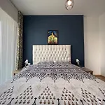Alpha Home-Aris