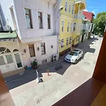 New Cherry Hotel