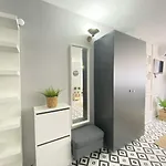 Refreshing And Central Studio Flat In Kabatas