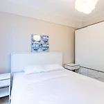 Cozy Flat With Outstanding Bosphorus View In Beyoglu
