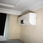 Private Room In Heart Of Taksim Square 2