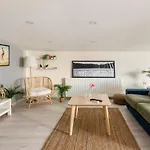 Exquisite Flat With Terrace In Nisantasi