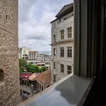 Historic 2 Bedroom Galata Apt-Heart Of Istanbul Kuledibi 1