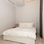 Modern And Spacious Flat With City View In Sariyer