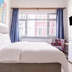 Modern Studio Flat With Central Location In Sisli