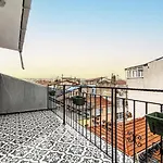Studio Flat With Terrace In Balat Fatih