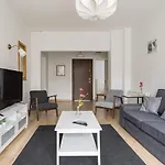 Specious And Stylish Apartment Near Bagdat Street With Excellent Location In Kadikoy