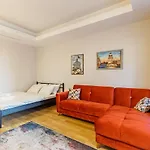 Modern Studio Flat With City View In Sariyer
