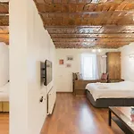 Beautiful 1 Bedroom Apt 400 Meter Taksim Square