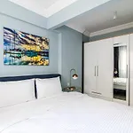 Central Flat Near Taksim Square With Balcony