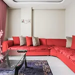 Flat Close To Shopping Malls In Kagithane