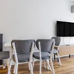 Comfy Flat In Sisli With Central Location