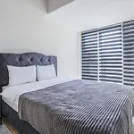 Modern Flat In Kagithane With Balcony
