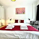 Aram Galata Suites