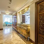 Stylish Studio In Historic Mansion In Beylerbeyi