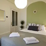 Vibrant Flat With Excellent Location In Beyoglu
