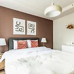 Chic Residence Flat With Central Location In Sisli