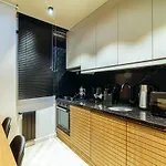 Chic And Convenient Flat In Central Besiktas