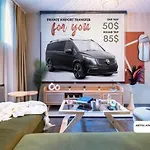 Artful Apartment W/Projector In Beyoglu, Cihangir