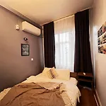 Spacious Family Flat , 3Br, 2Ba