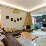 Comfy Flat