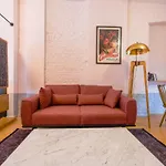 Mayer Loft Suites