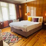 The Local Hostel & Guesthouse