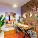Central And Stylish Flat Near Istiklal Street