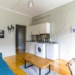 Flat Within Walking Distance To Taksim Square