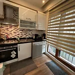 Sisli Cevahir Garden Home Air-Conditioned Apartment