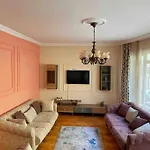 3+1 Sisli Square Central House