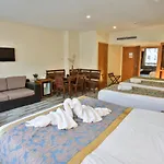 Cumbali Plaza Hotel