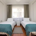 Spacious And Central Flat In Sisli