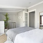 Stylish Duplex With Terrace 650 M To Galata Tower