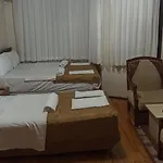 Reyna Suite