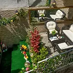 Royan Suites