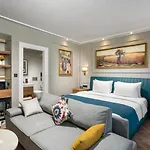 Royan Suites