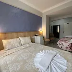 Life Inn Hotel