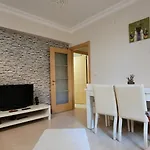 An Easy Transport And Quiet Apartment In Istanbul